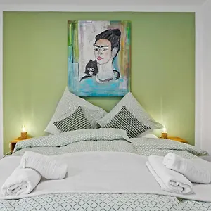 Smurmelhomes Oase: Terrasse - Parken - Kind Apartment